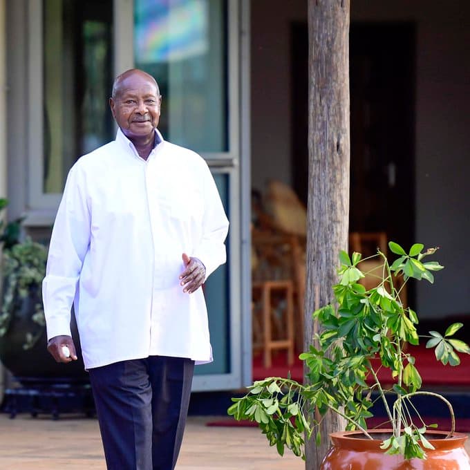 Museveni excite netizens with “comical” health status message