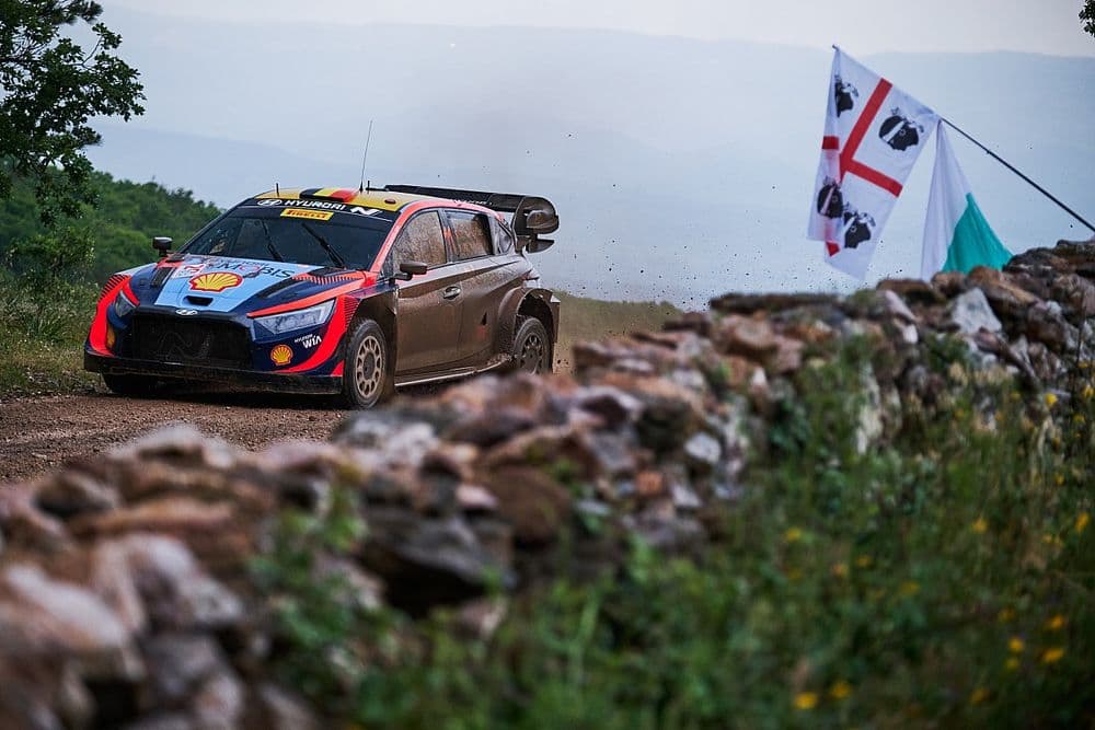 Thierry  Neuville wins Rally Italia Sardegna
