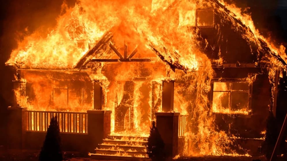 Man on the ran after razing down 7 houses in Homa Bay County