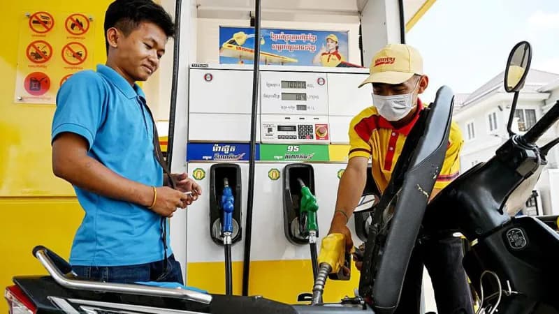 Oil prices choppy after expletive-laden Trump threat to Iran