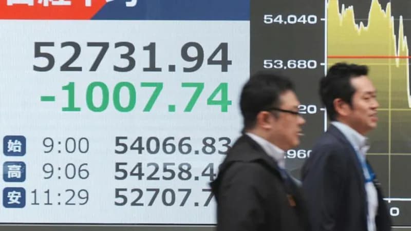 Oil prices soar after Trump threatens more Iran strikes