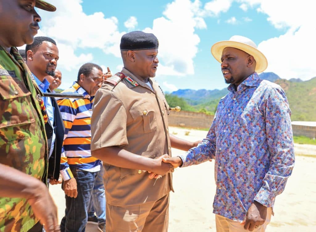 Murkomen warns against withholding IDs, says not legal tender