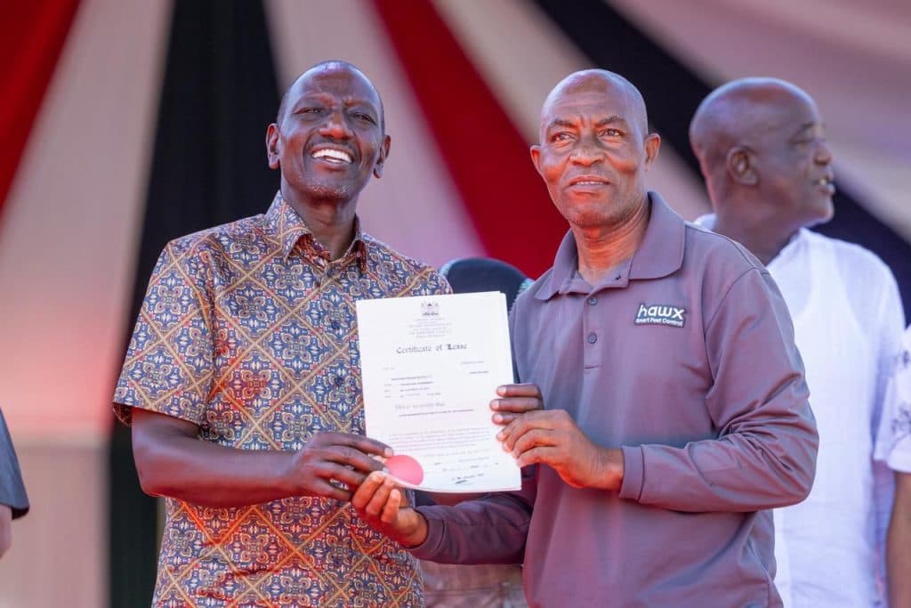 Ruto launches Coast tour with issuance of 33,000 title deeds