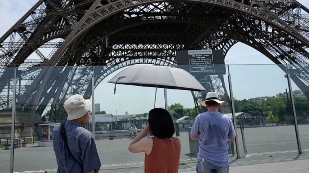 Power outages hit France as record heatwave set to peak