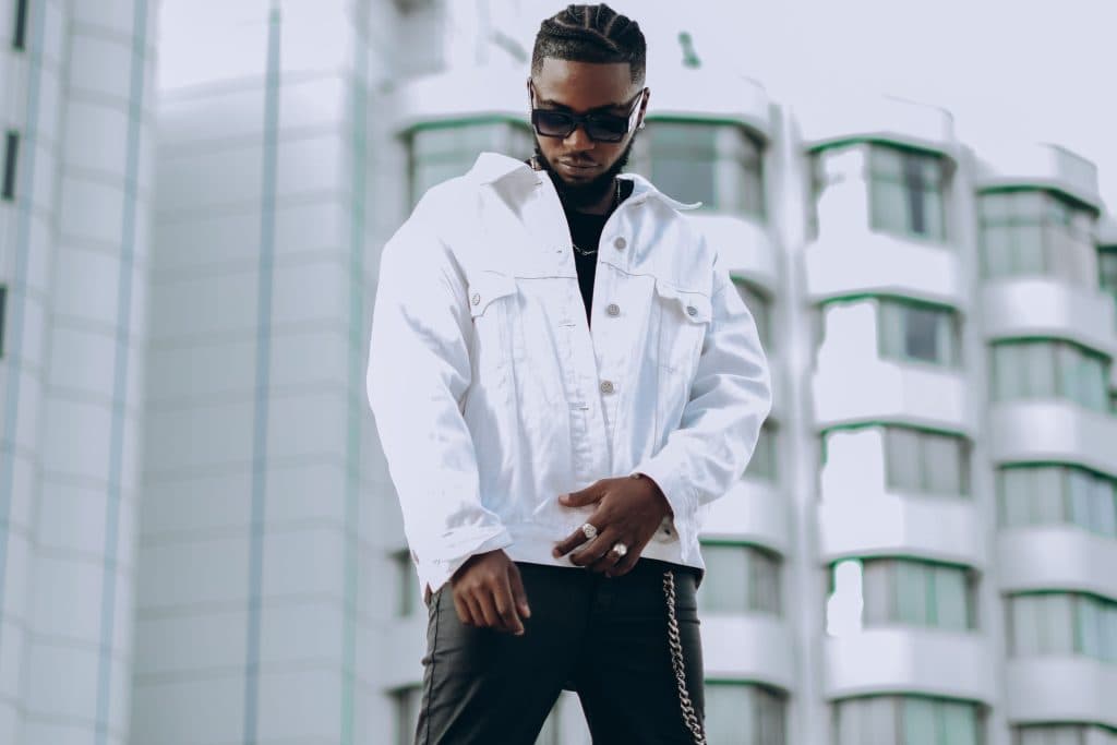 “In Love” is about feelings you can’t control,” says Keemlyf of new visuals