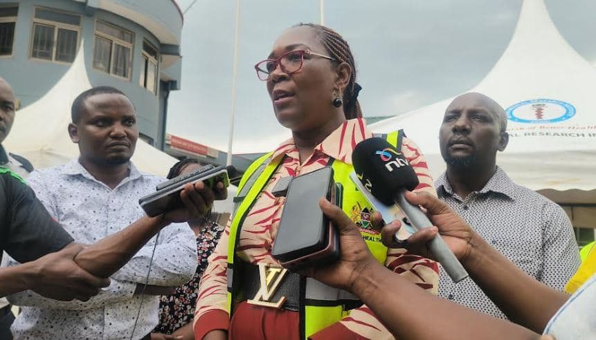 KEMRI donates Personal Protective Equipment to boost Ebola preparedness at Malaba border